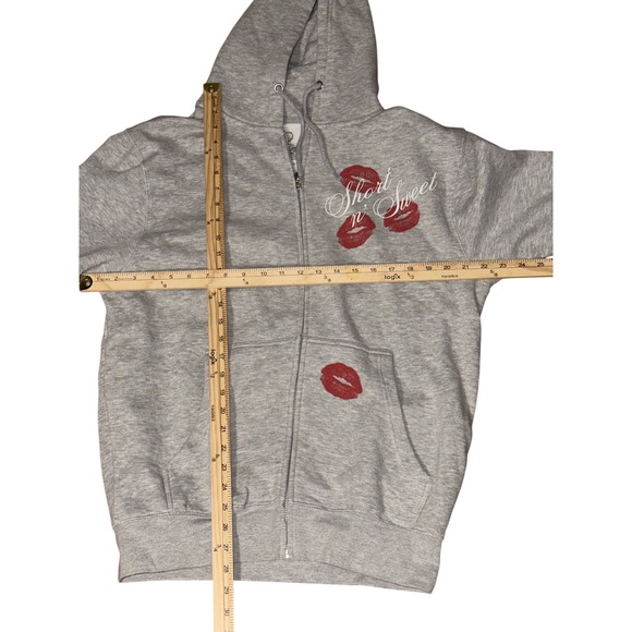 Official Sabrina Carpenter Short N' Sweet Tour 2025 Grey Zip Up Hoodie Size L - Picture 10 of 10